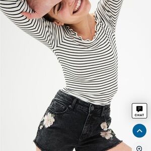 🌸. #1746-81.   Floral Black Denim Shorts